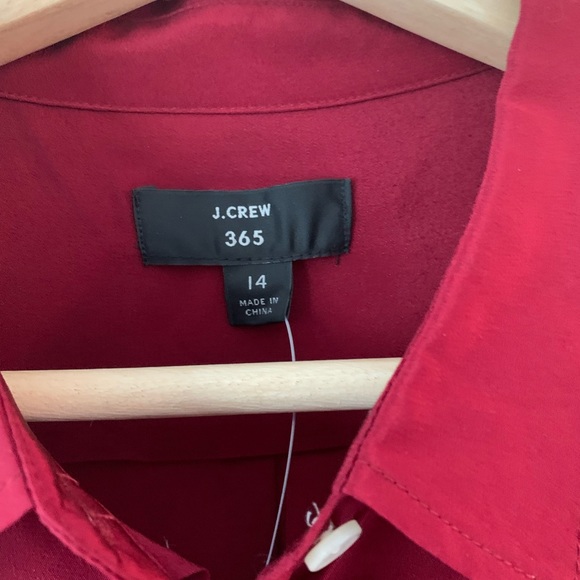 J Crew 365 Silk Button Down Shirt Burgundy NWT 14 - Picture 2 of 3